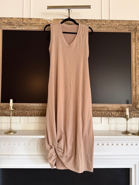 None Dresses & Skirts - Sleeveless V-Neck Knot Hem Maxi Dress in Beige